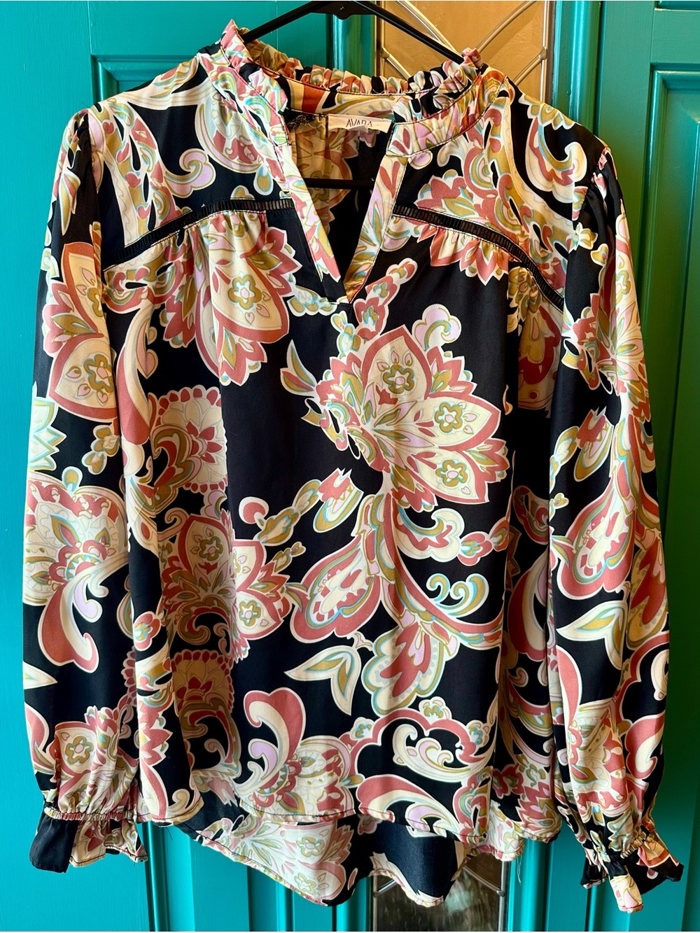 Avara Paisley Ruffle Neck Blouse Sz M Smocked Cuff Lace Trim Top